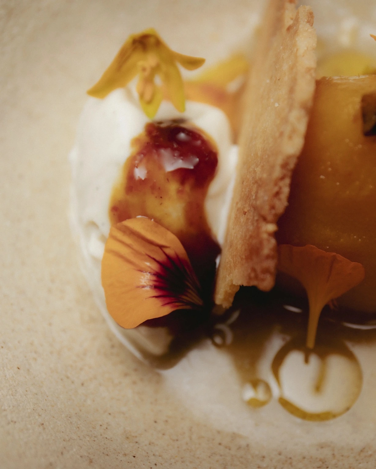 pear 2 · detail · pear