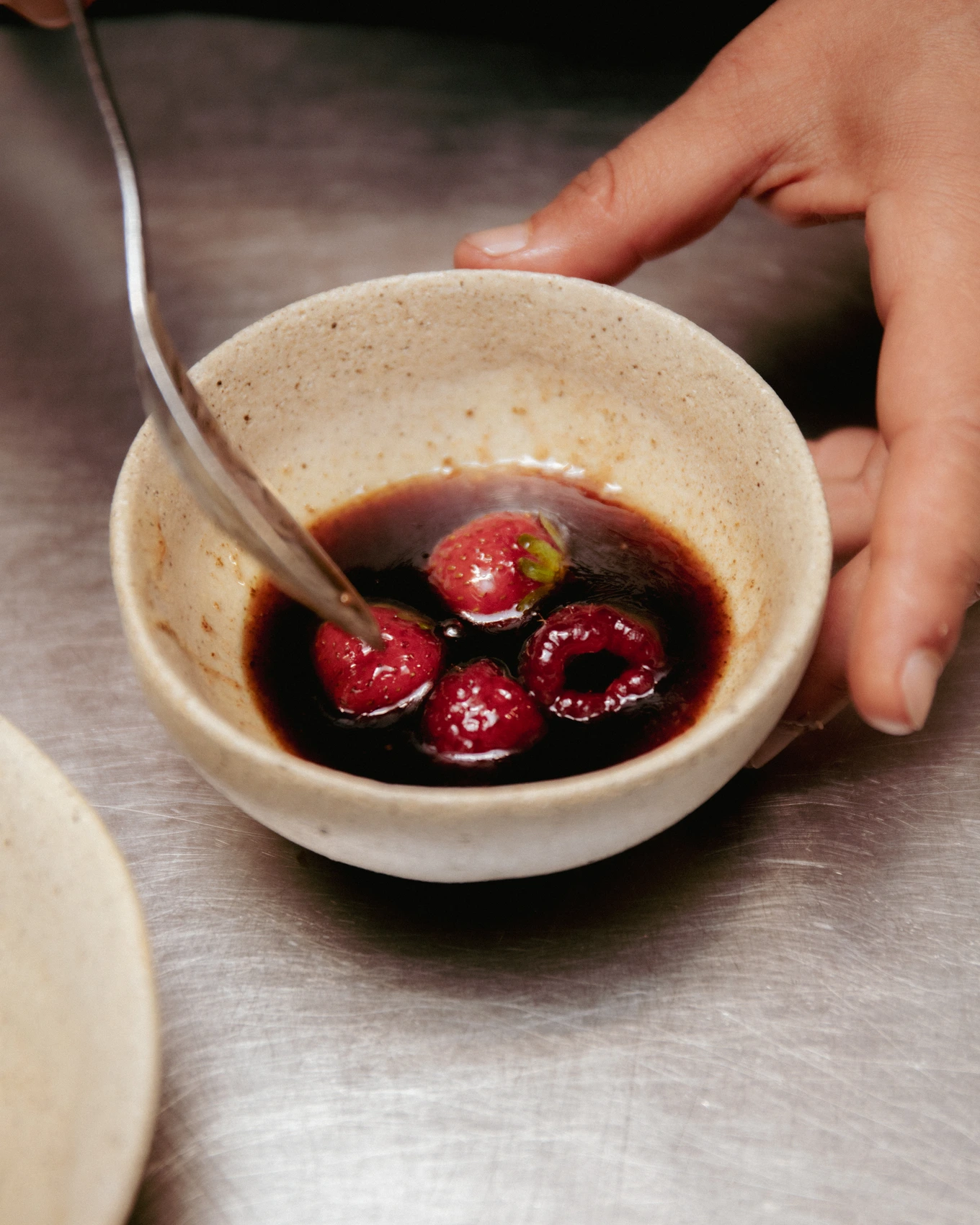 panna cotta de folha de figueira 4 · kitchen · process