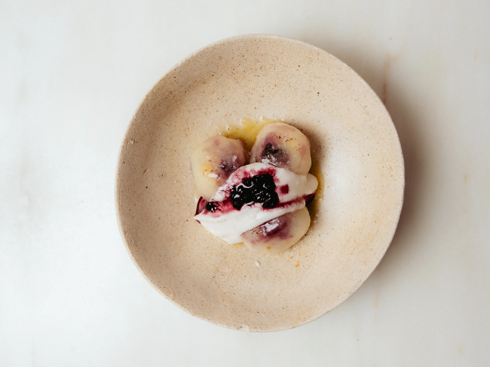 knedel doce 1 · plated · hero